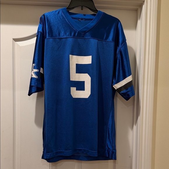 UK Wildcats Jersey with Number 5 - Picture 6 of 9